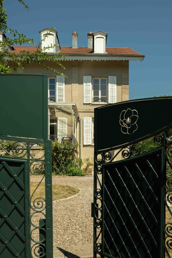 مبيت وإفطار Montbéliard Le Parc Du Magnolia المظهر الخارجي الصورة